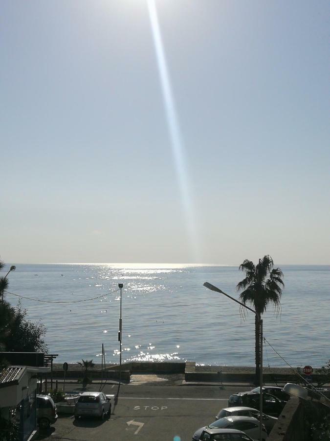 La Finestra Sul Mare Acomodação com café da manhã Letoianni Exterior foto